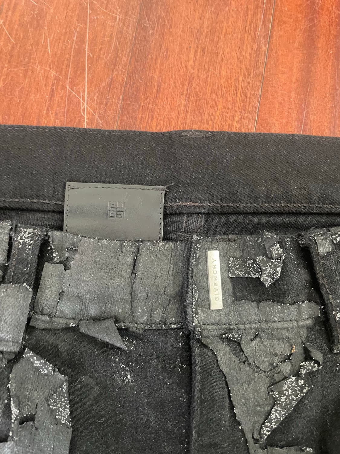 Givenchy black paint coated jean 31size 상품이미지5