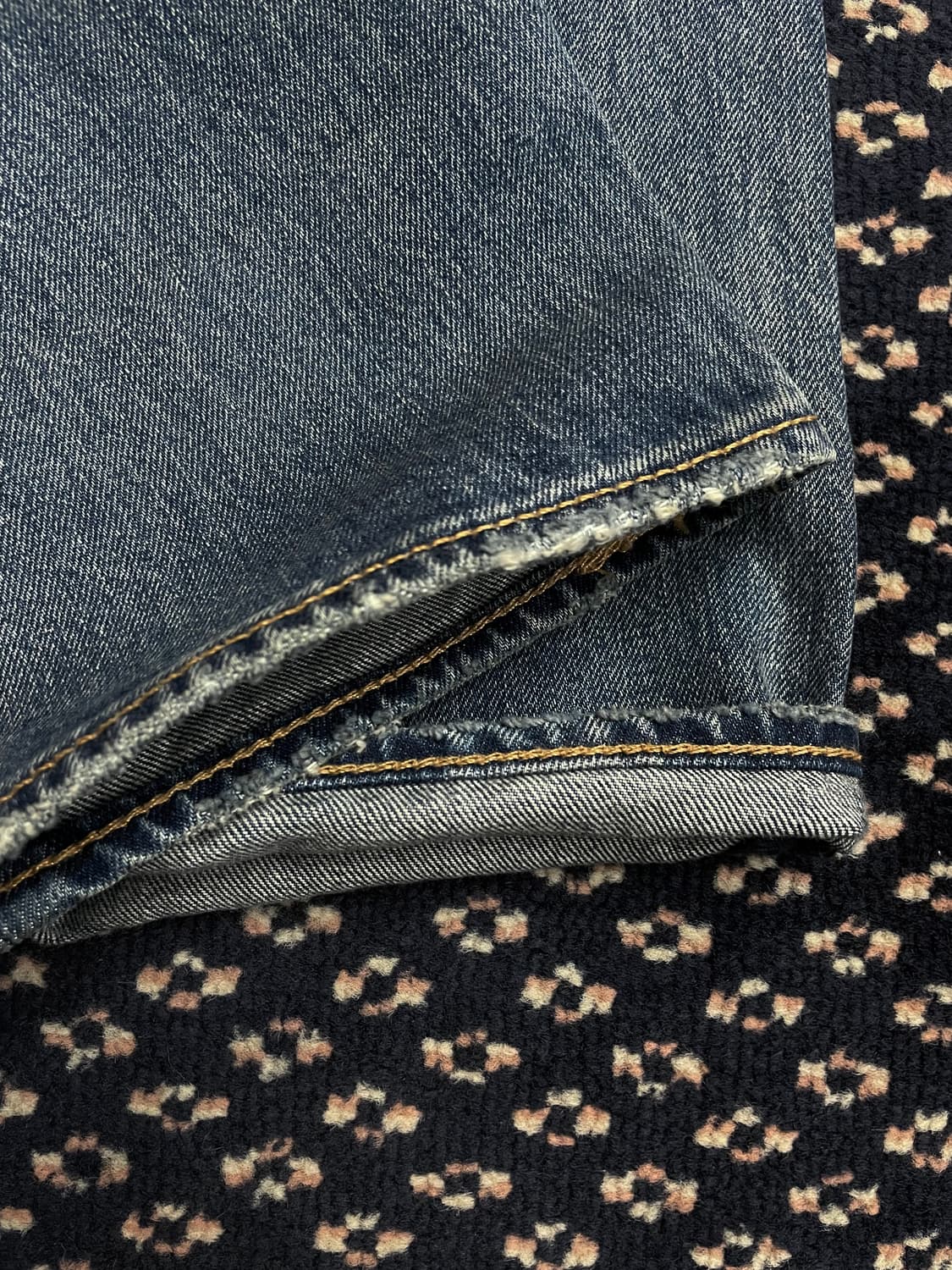 Levis 511 Destroyed Denim 상품이미지10