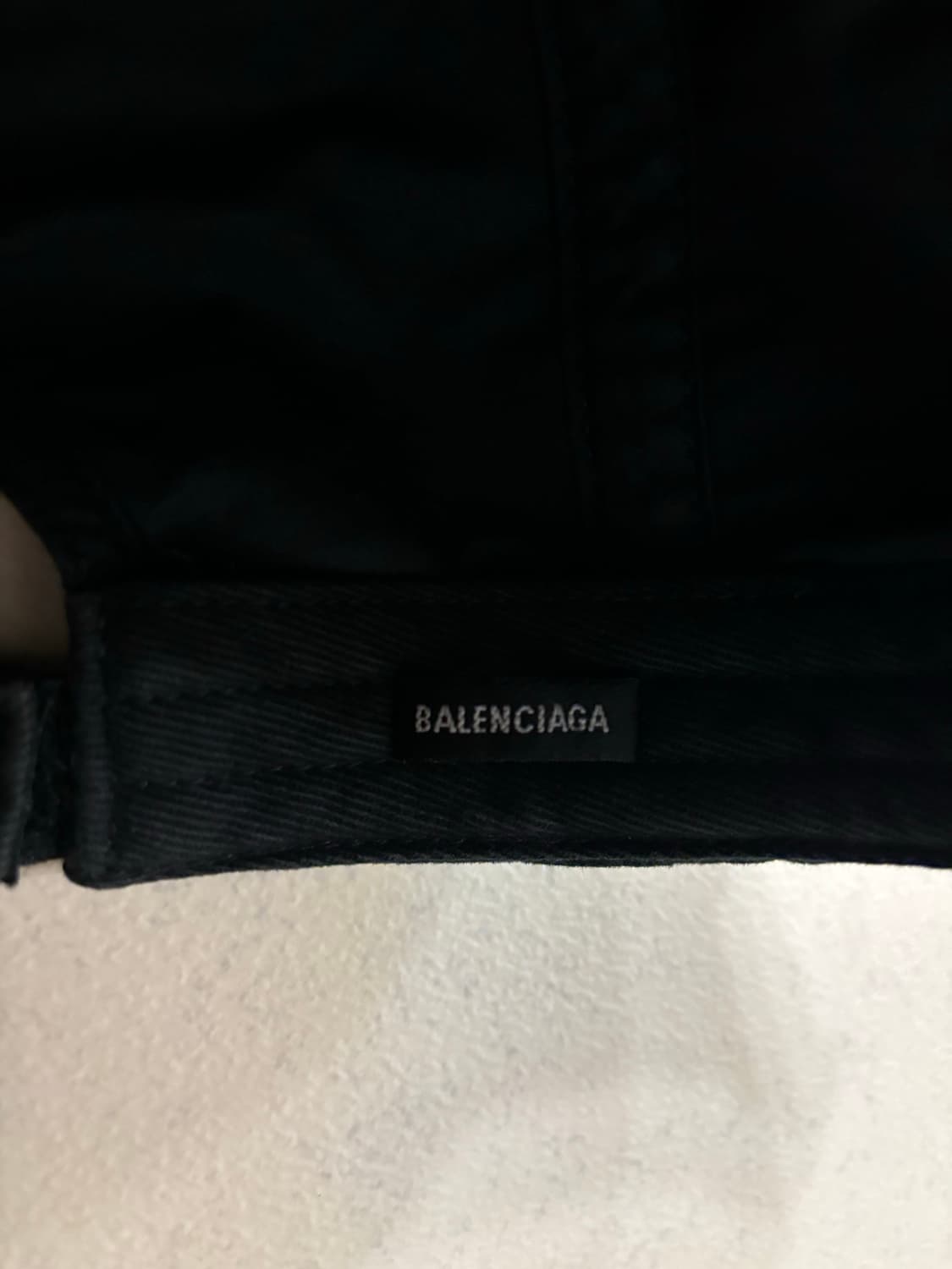 [L] 발렌시아가 디스트로이드 볼캡 상품이미지3