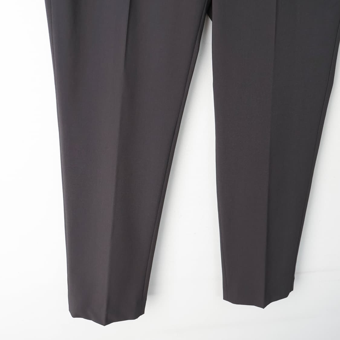 32/새상품 무신사 쿨탠다드 테이퍼드 히든밴딩 크롭 슬랙스 상품이미지4