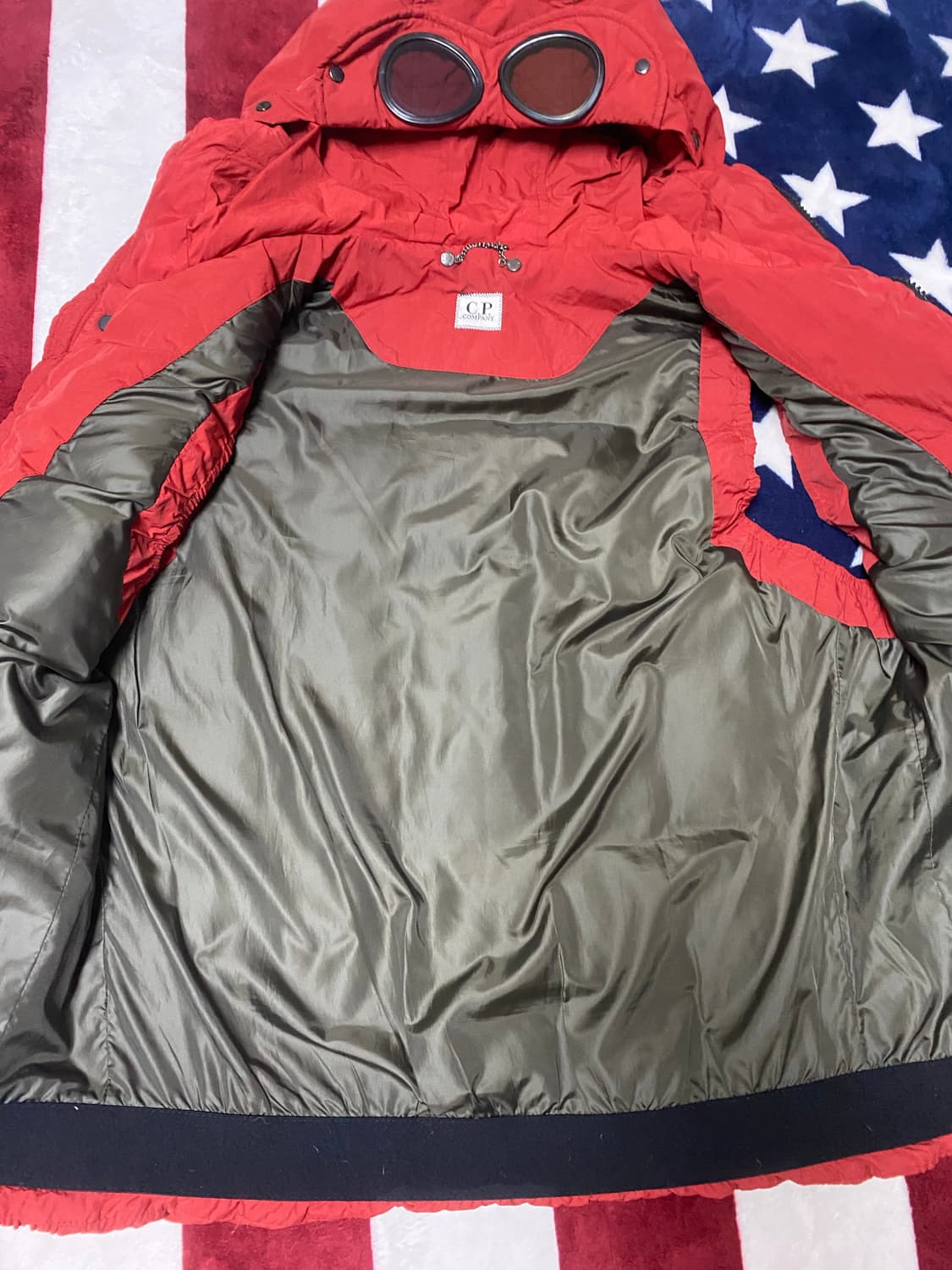 cp컴퍼니 스퀘어 퀄팅 빅포켓 패딩조끼 상품이미지4
