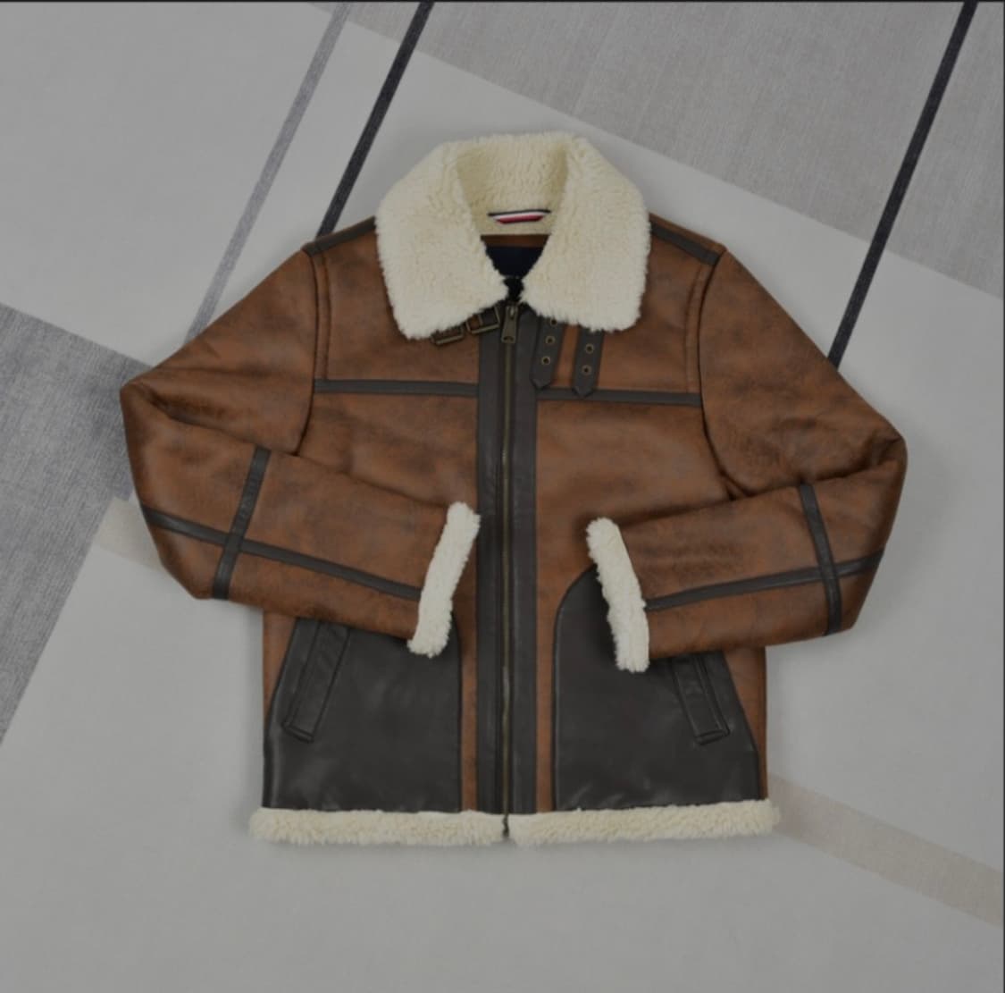 타미 힐피거 페이크 레더 무스탕 브라운 상품이미지2