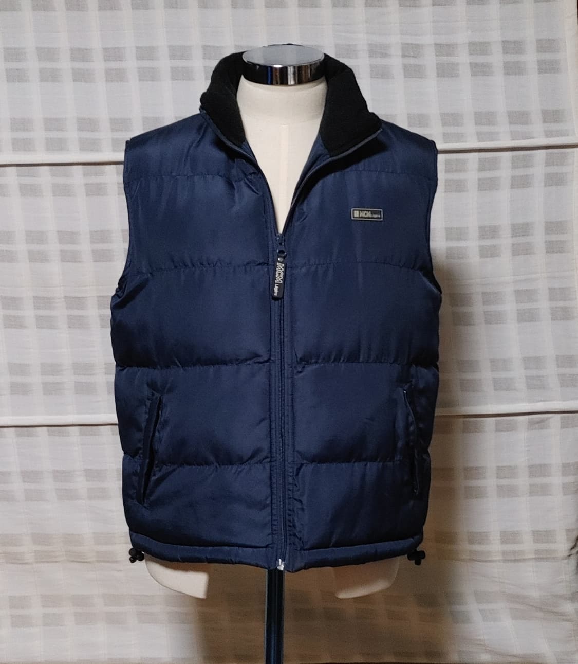 MCM 네이비 패딩 조끼 M (95~100 정도) 상품이미지1