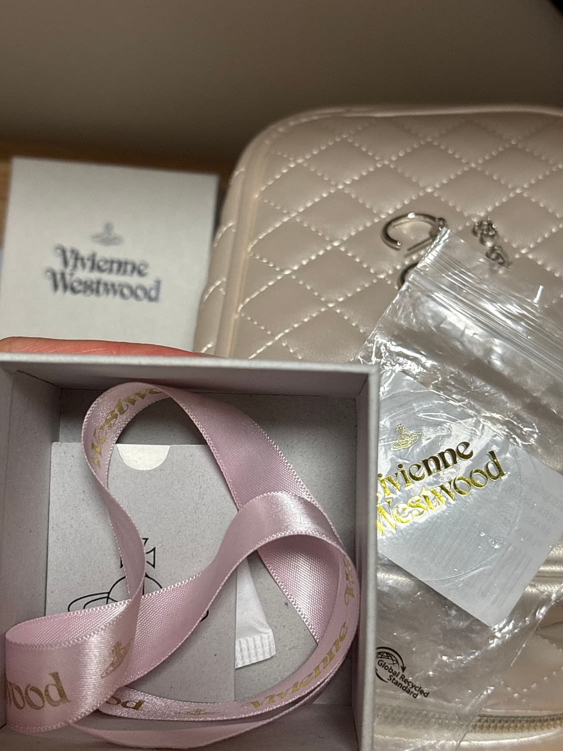 비비안웨스트우드 베라 귀걸이 상품이미지4