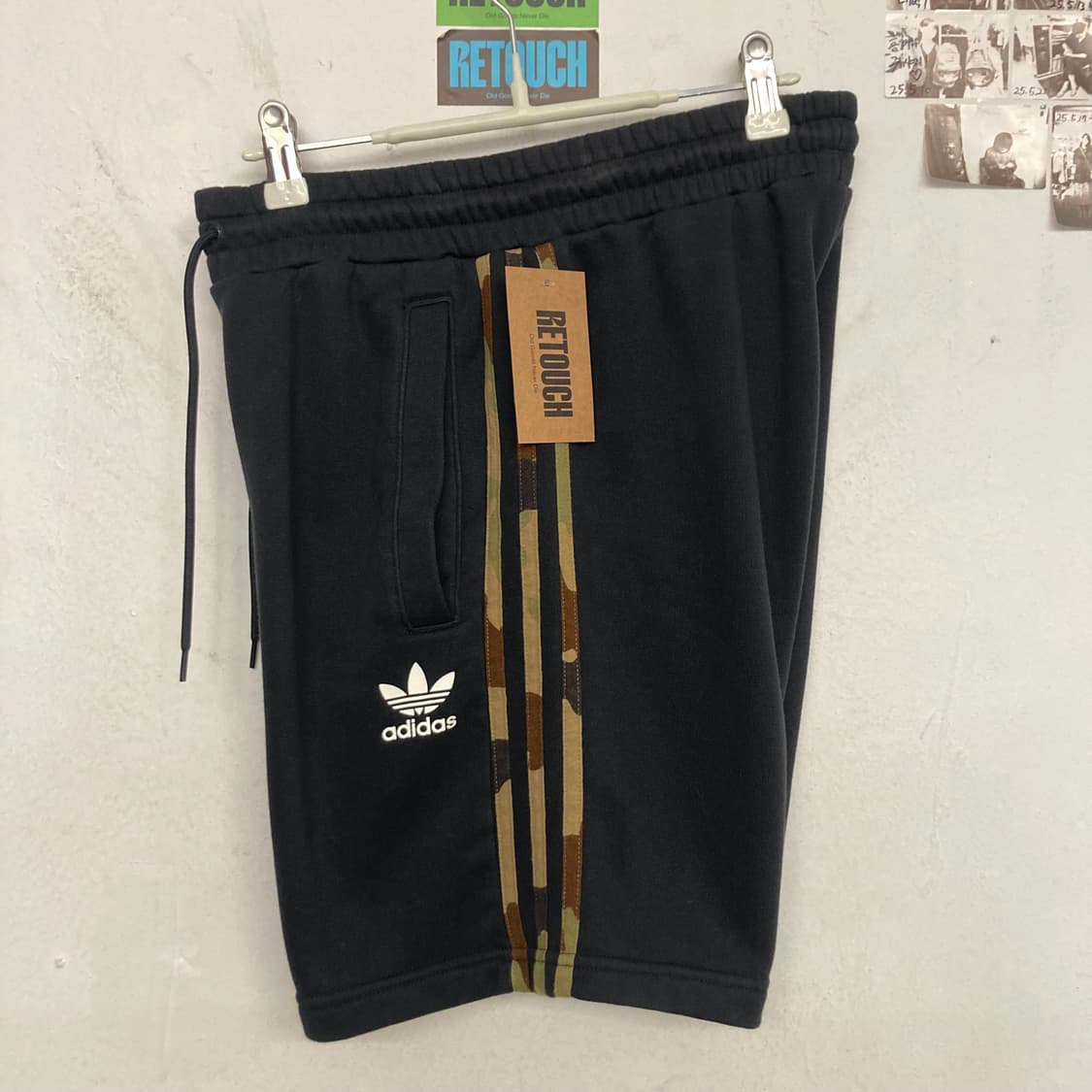 아디다스 카모 3스트라이프 스웻쇼츠 상품이미지4