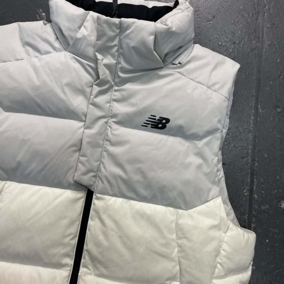 105 뉴발란스 패딩조끼 상품이미지2