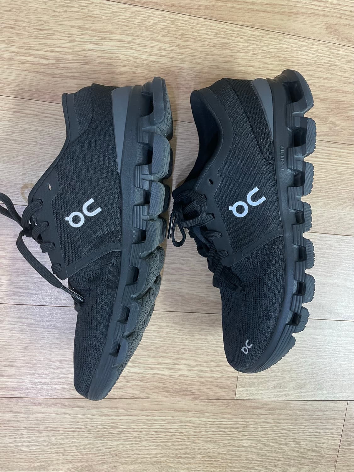 온 러닝 클라우드 X 4 글레이셔 블랙 이클립스 245 상품이미지4