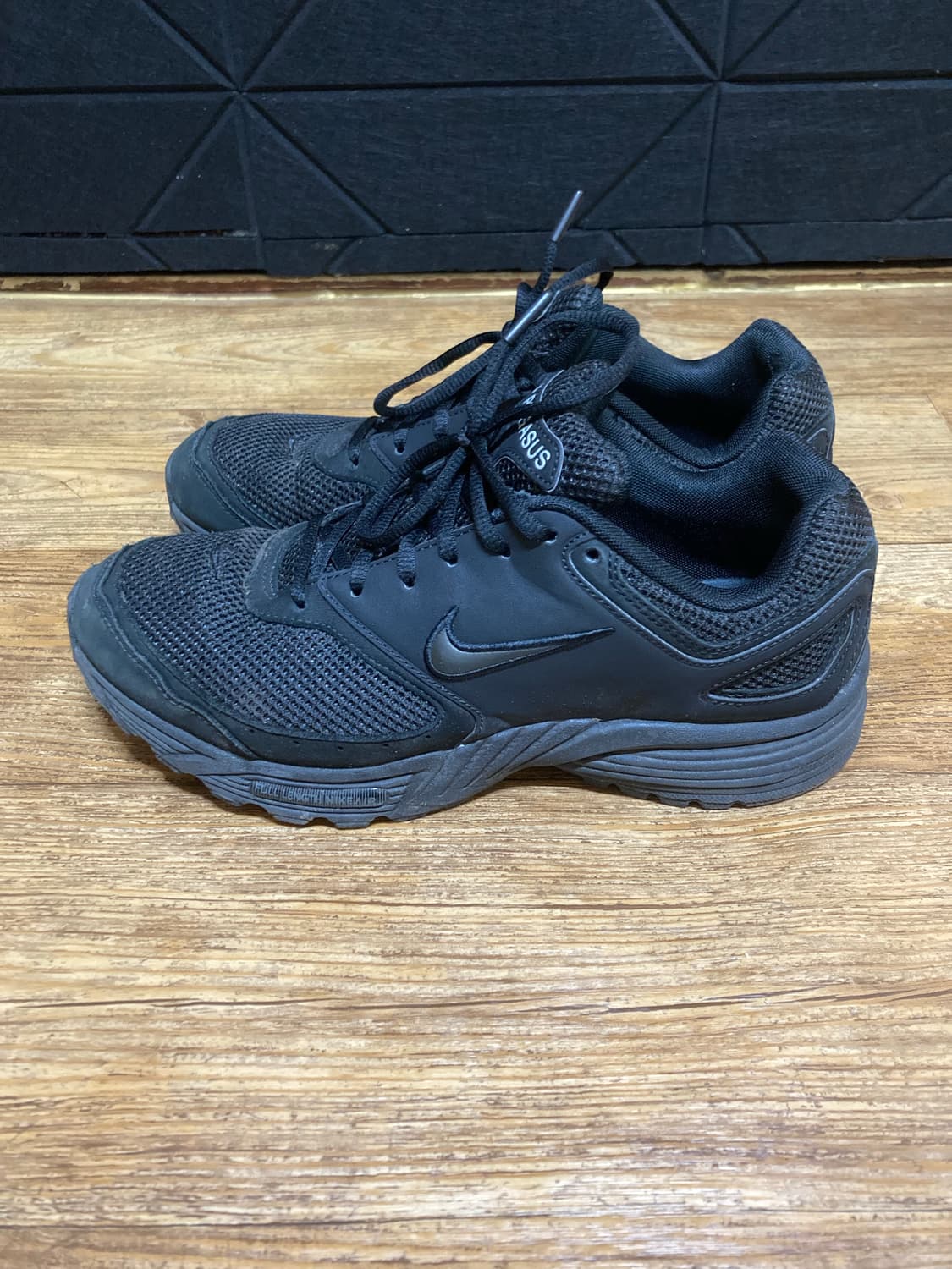 270 꼼데 가르송 x 나이키 에어 페가수스  상품이미지1