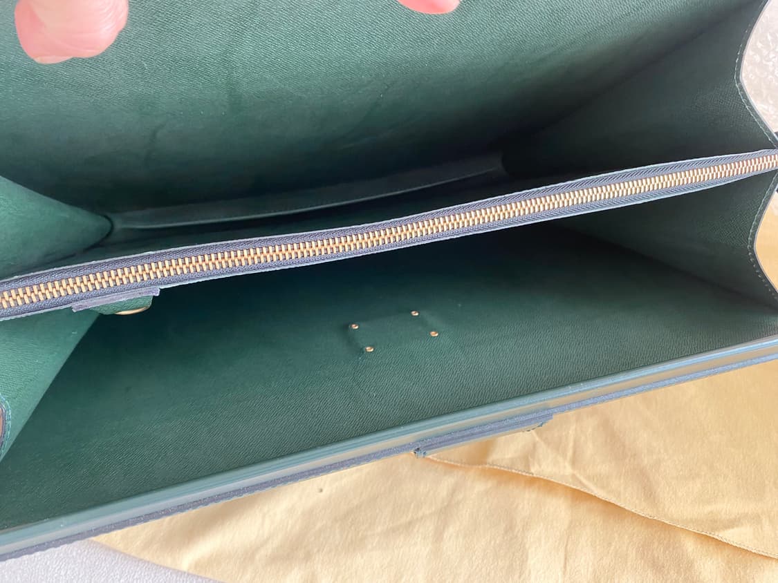 루이비통 타이가 그린 페르모어 브리프 케이스(외관굿) 상품이미지10