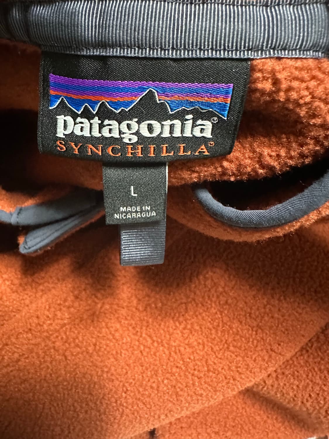 파타고니아 신칠라 버니쉬드 레드 팝니다 상품이미지4