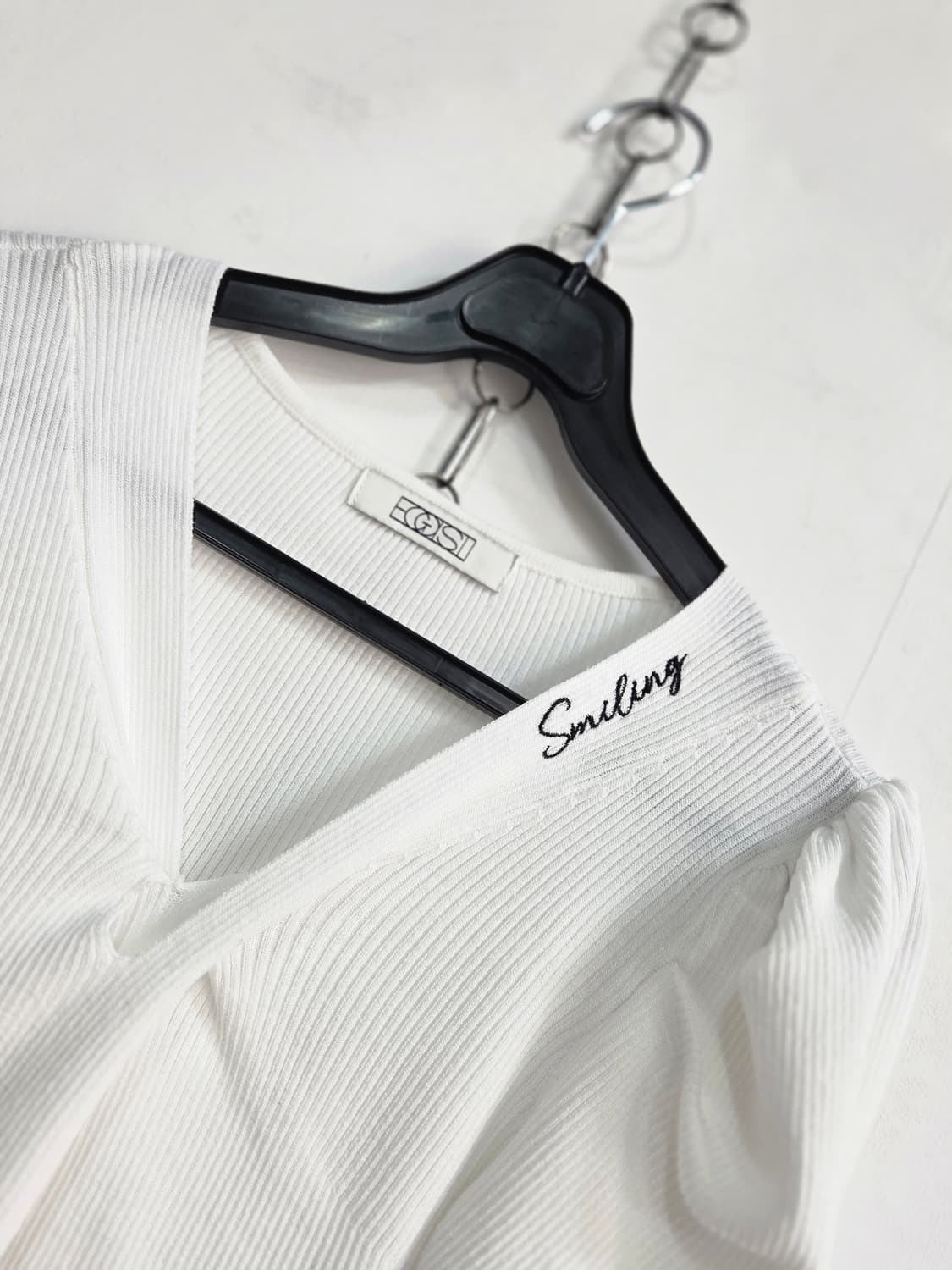 EGOSI 화이트 스마일 자수 퍼프 니트 90-32000 상품이미지2