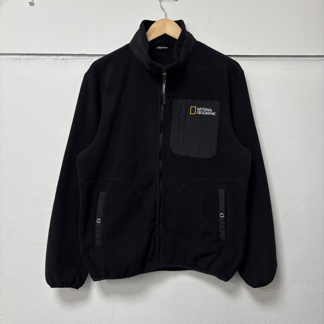 내셔널지오그래픽 블랙 후리스 자켓 상품이미지1