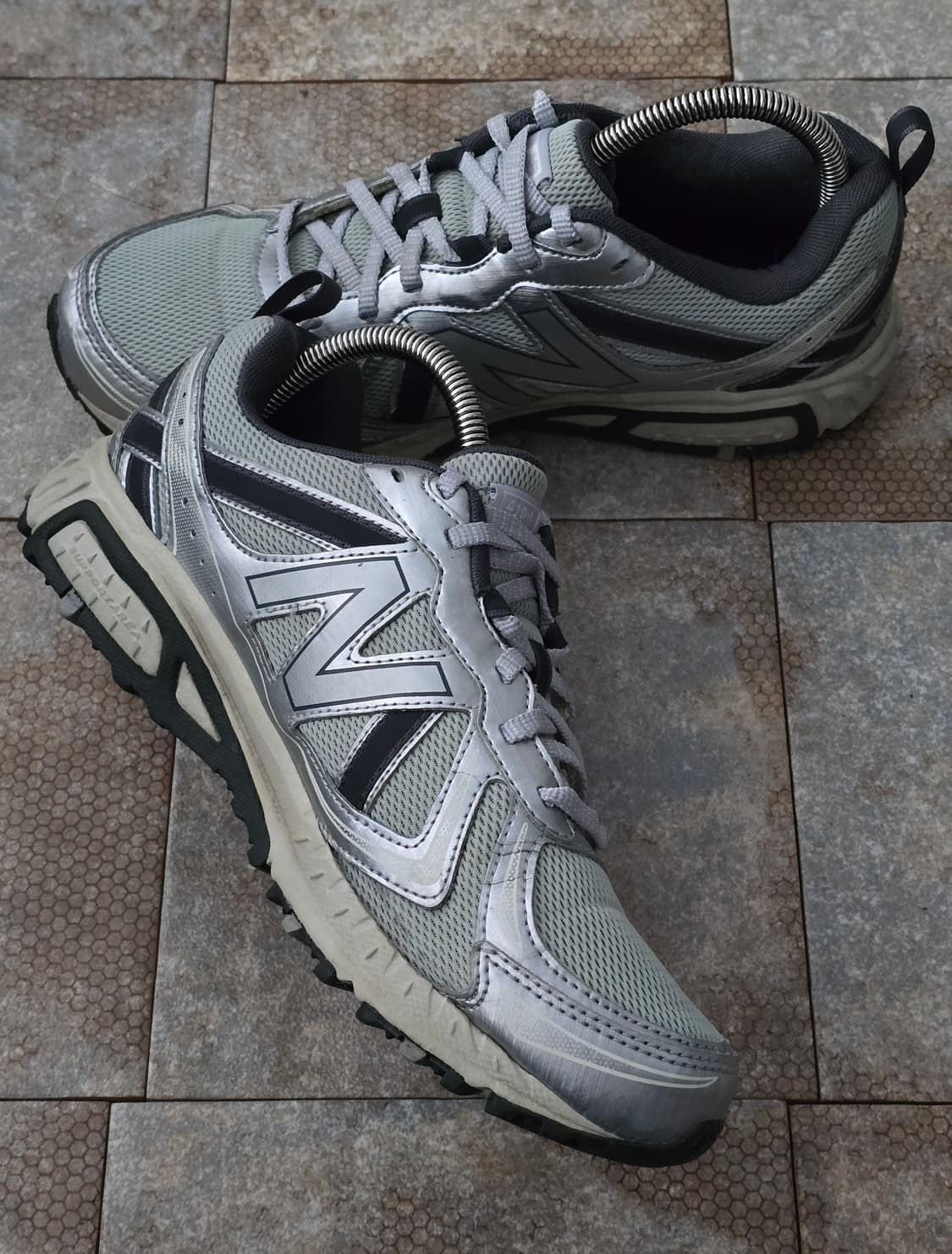 (270)뉴발란스 410 v5 실버 그레이 상품이미지4