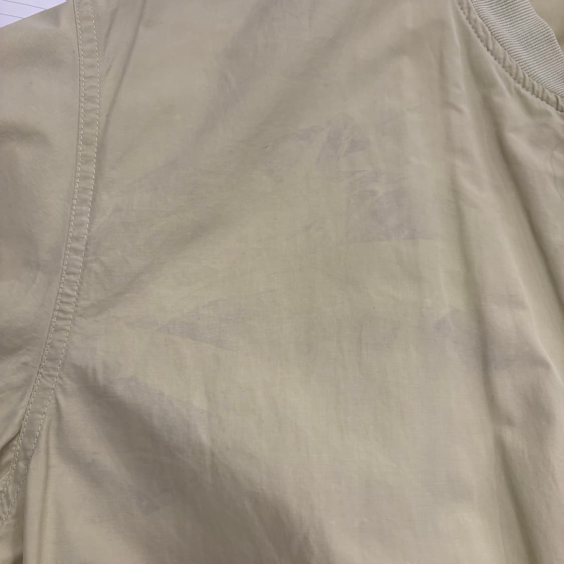 버버리 라이트 집업 자켓 로고 자수 플랩 포켓 밑단 밴딩 라이트 옐로우 상품이미지9