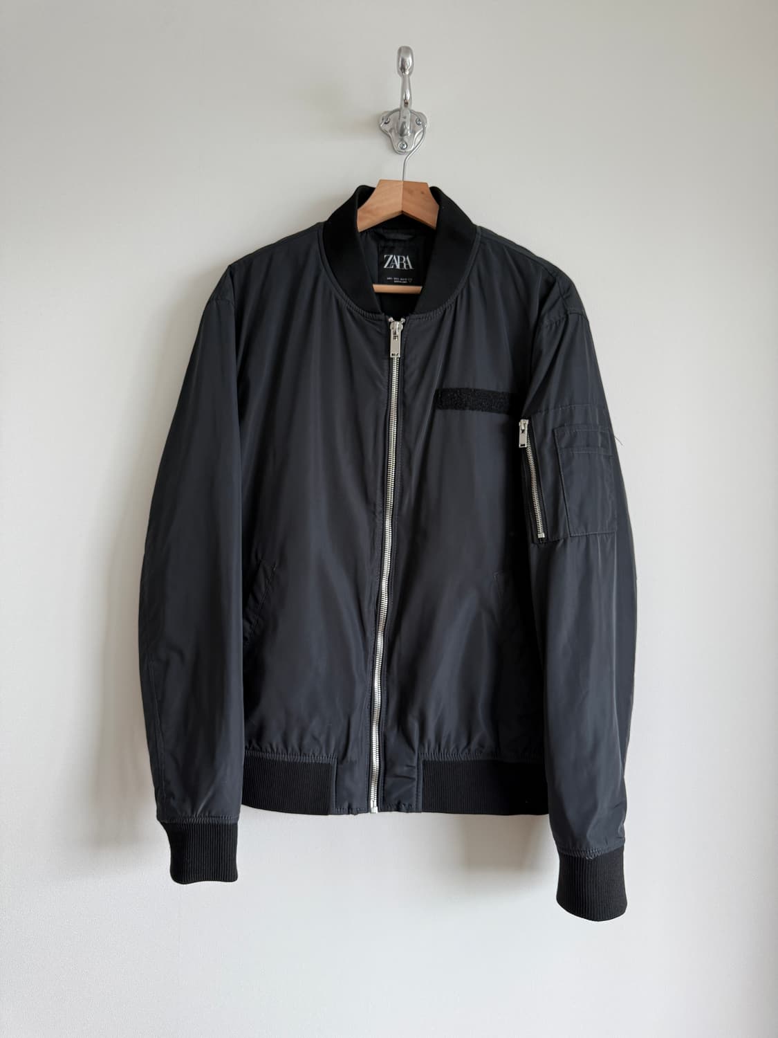 자라(ZARA) 항공 점퍼 상품이미지1