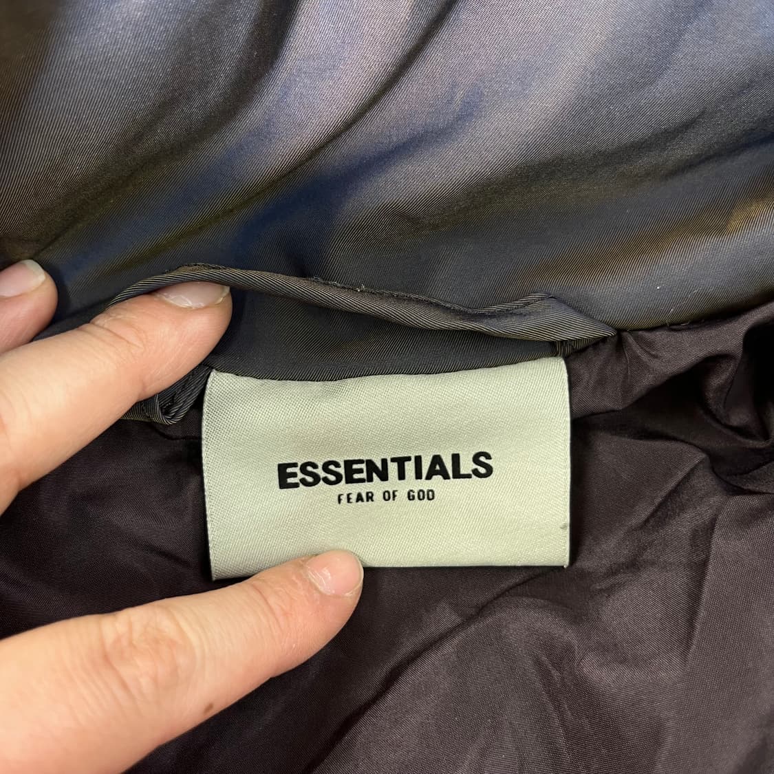 105 피오갓 에센셜 이리데슨트 푸퍼 패딩 상품이미지2