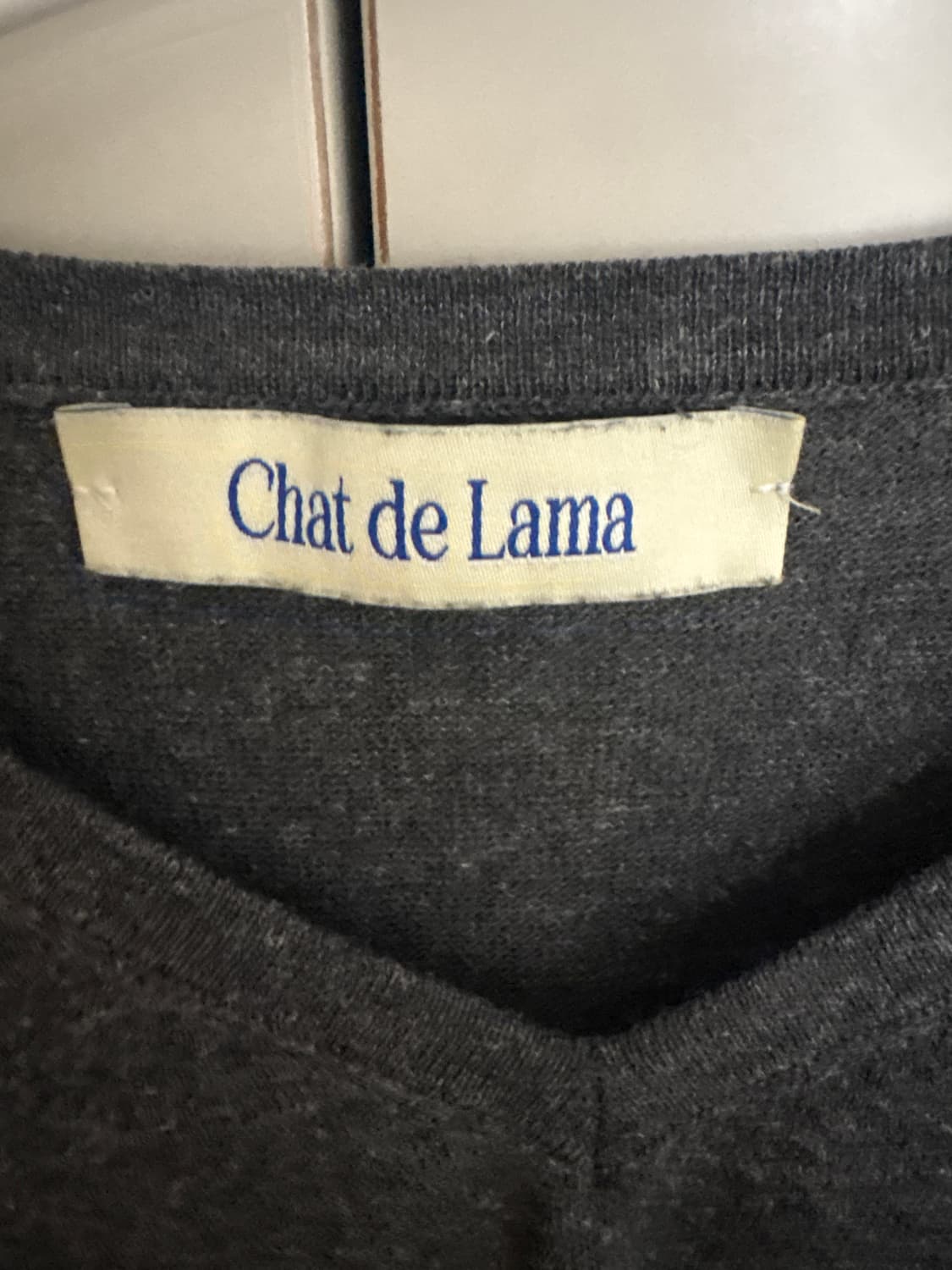 샤드라마 브이넥 니트 상품이미지4