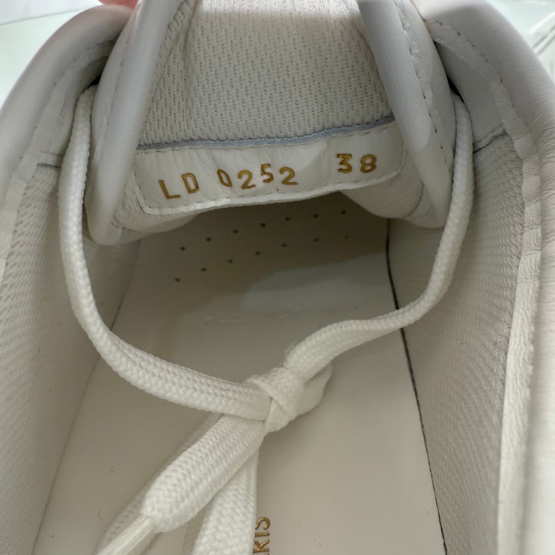 (38) 루이비통 LV 스쿼드 스니커즈  상품이미지6