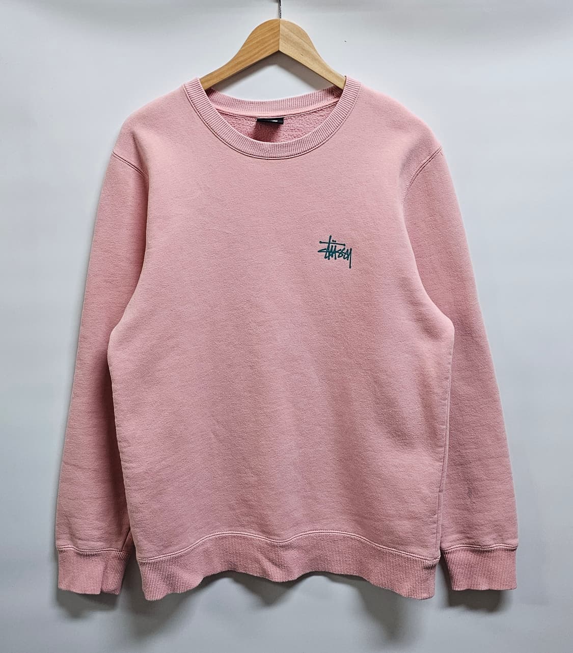 스투시 스탁로고 맨투맨 M 상품이미지1