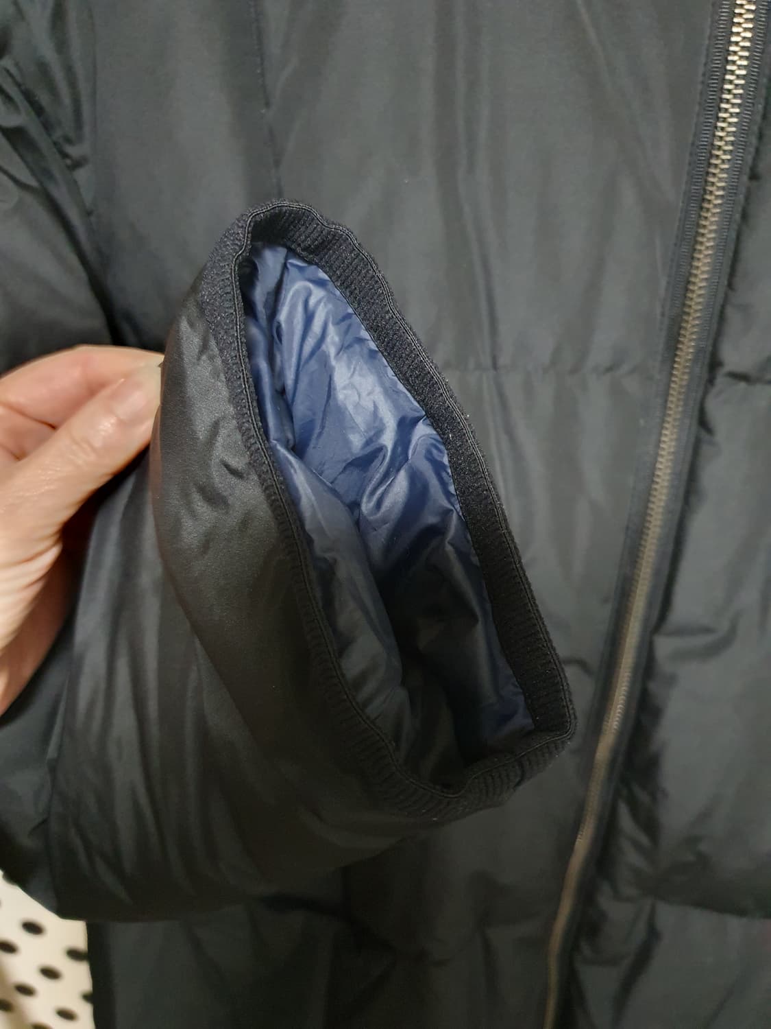 네크라인  체인 장식  구스 롱 패딩 코트 66 상품이미지3