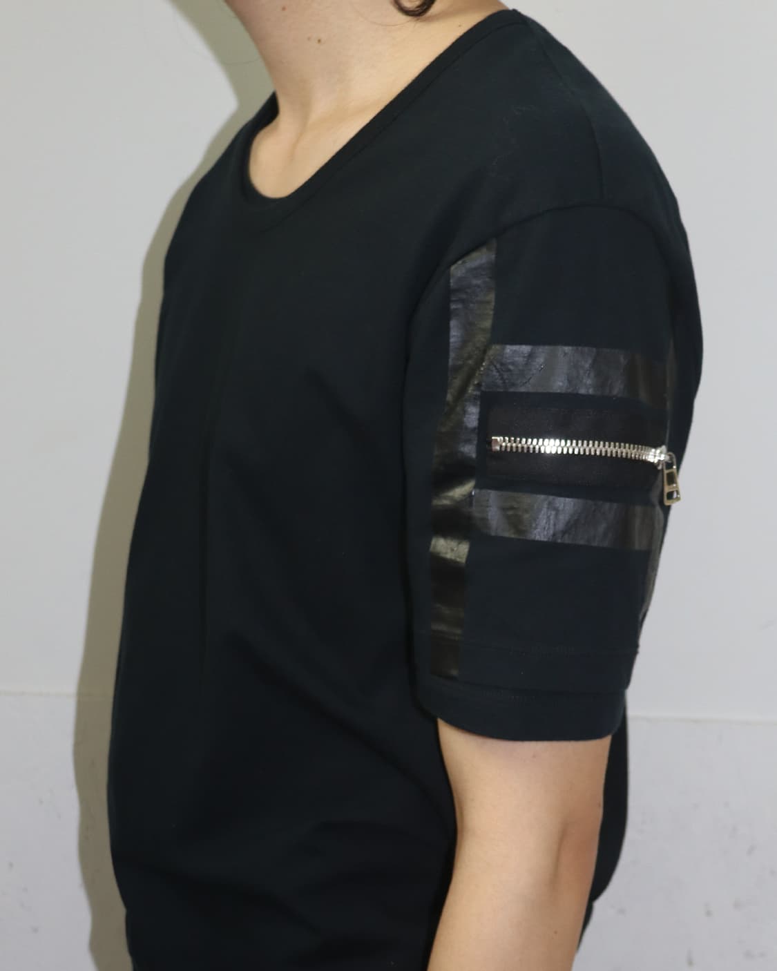 구찌 by 프리다 지아니니 10SS 테이프 디테일 더블 티셔츠 상품이미지3