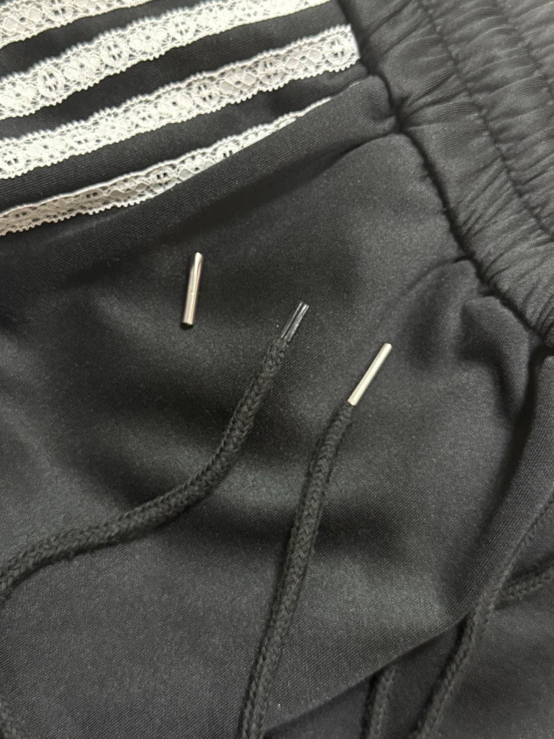 오피쉬 QUADRUPLE LACE TRACK PANTS 상품이미지3