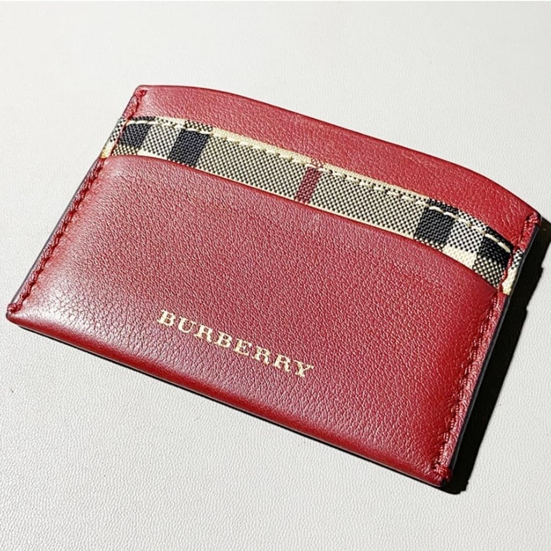 [정품] 버버리 호스페리체크 이지 카프스킨 카드지갑 상품이미지1