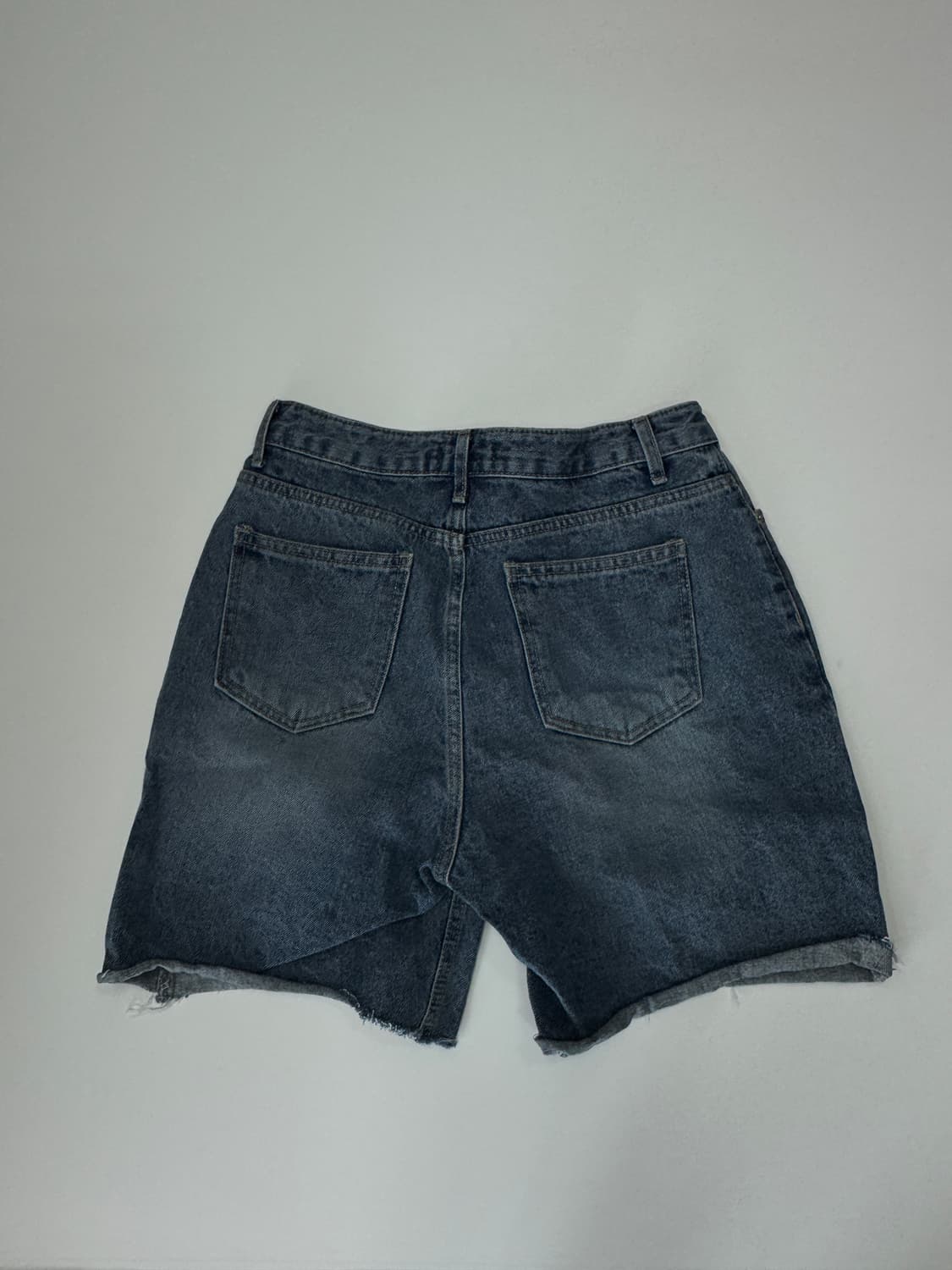 여성 블랙업 빈티지 워싱 데님 하프팬츠 상품이미지2