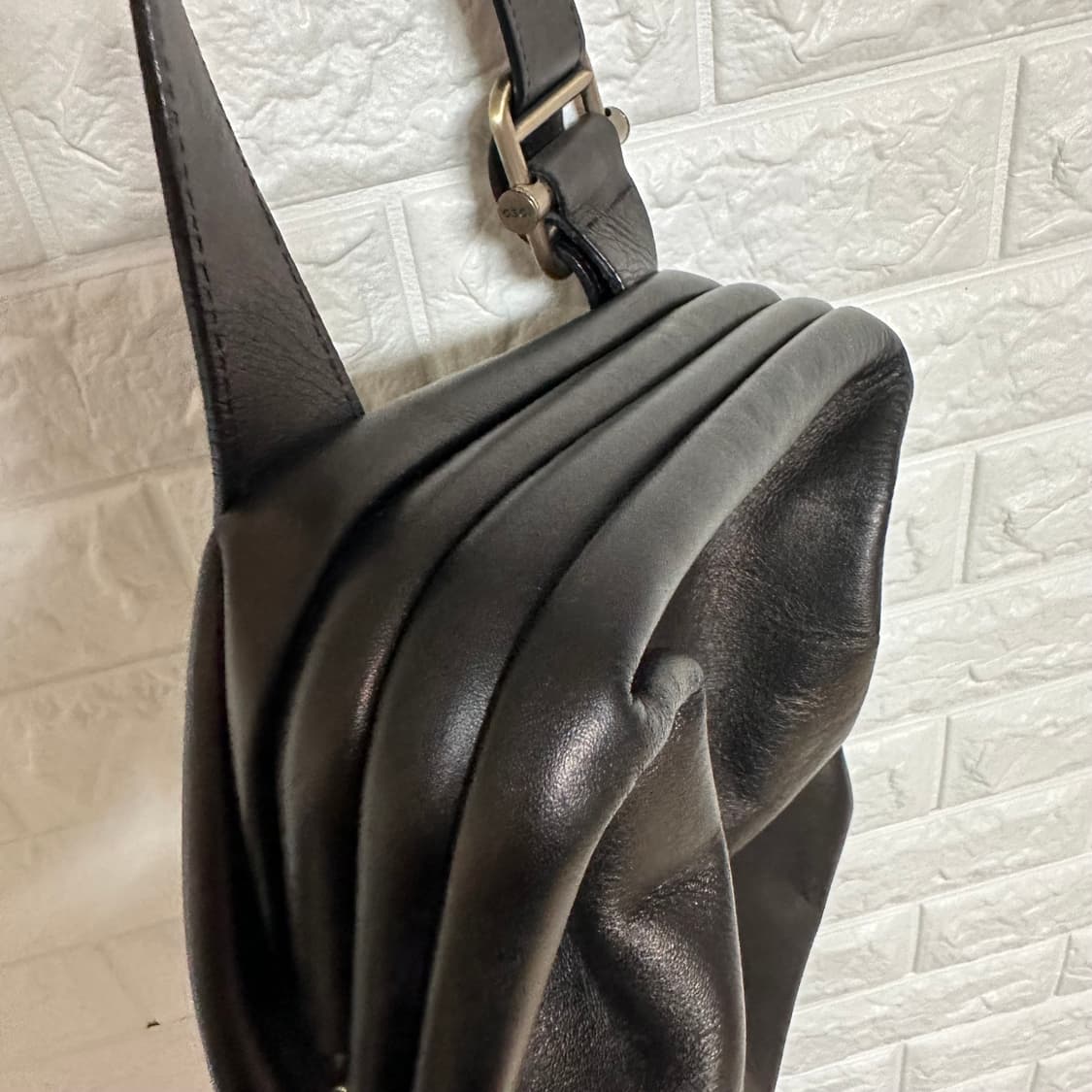 [OSOI] 오소이 크로스백 상품이미지1