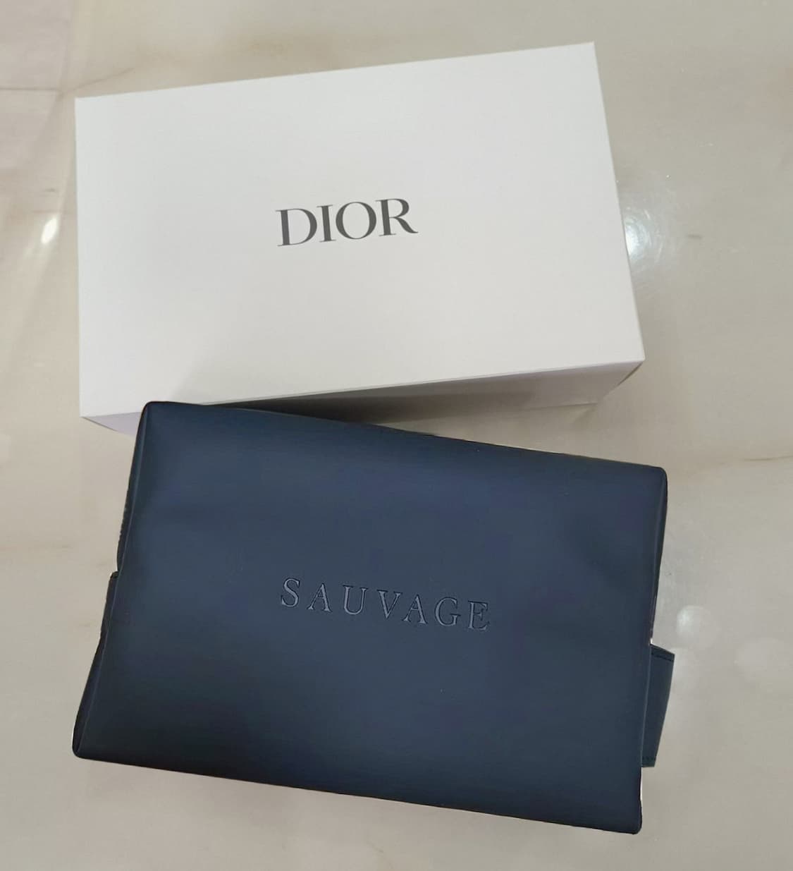 디올 쏘바쥬 파우치 상품이미지1