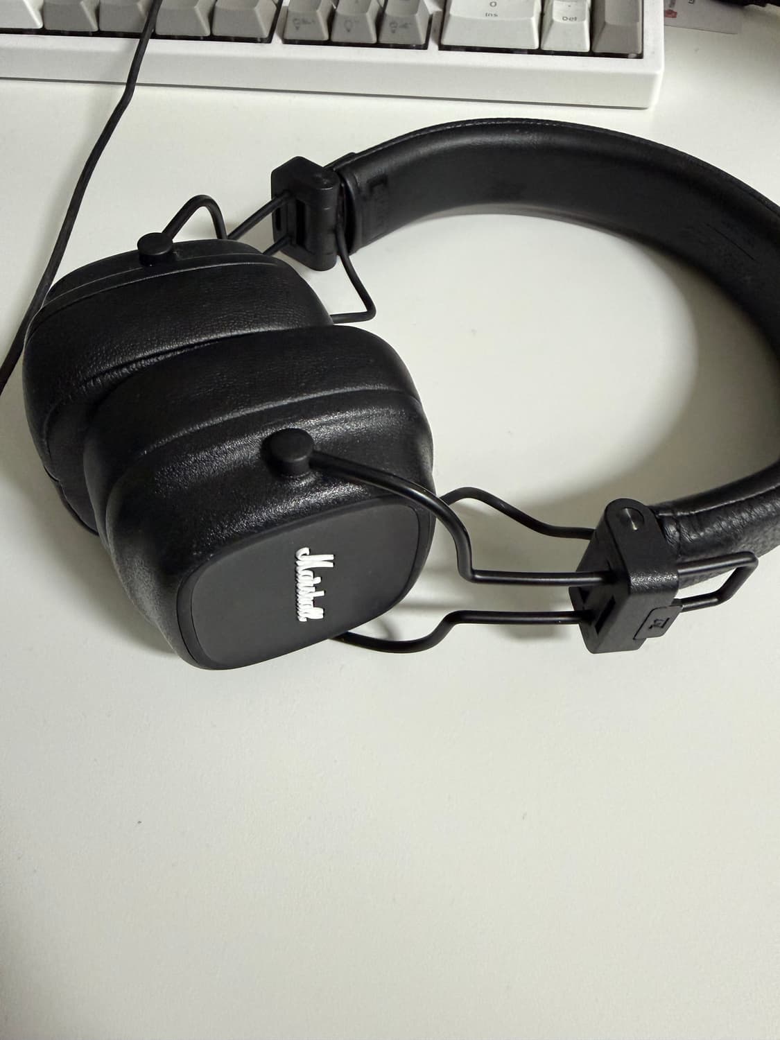 마샬 메이저 4 헤드셋 판매합니다 상품이미지2