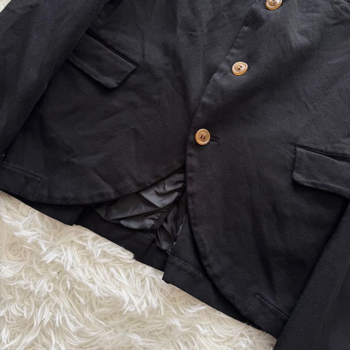 꼼데가르송 Comme des Garçons 주름가공 자켓 블랙 ss사이즈 상품이미지3