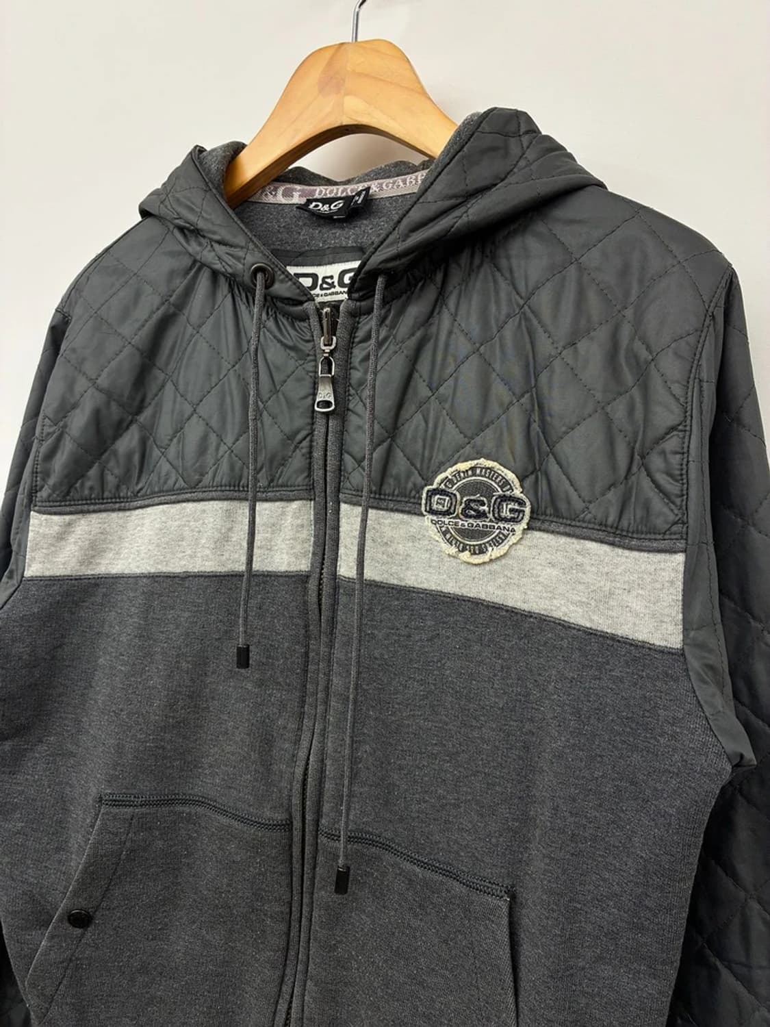 돌체앤가바나 00's 퀄팅 로고 후드 자켓 PN9773 상품이미지2