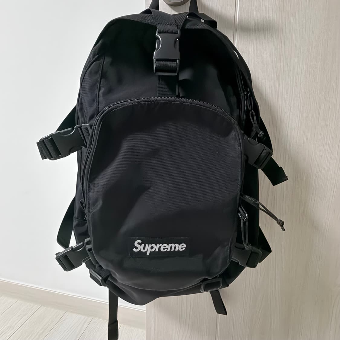 슈프림 19fw 백팩 상품이미지3