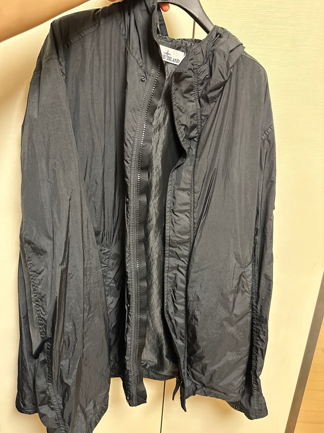 25ss 스톤아일랜드 크링클 랩스 후드자켓 상품이미지1