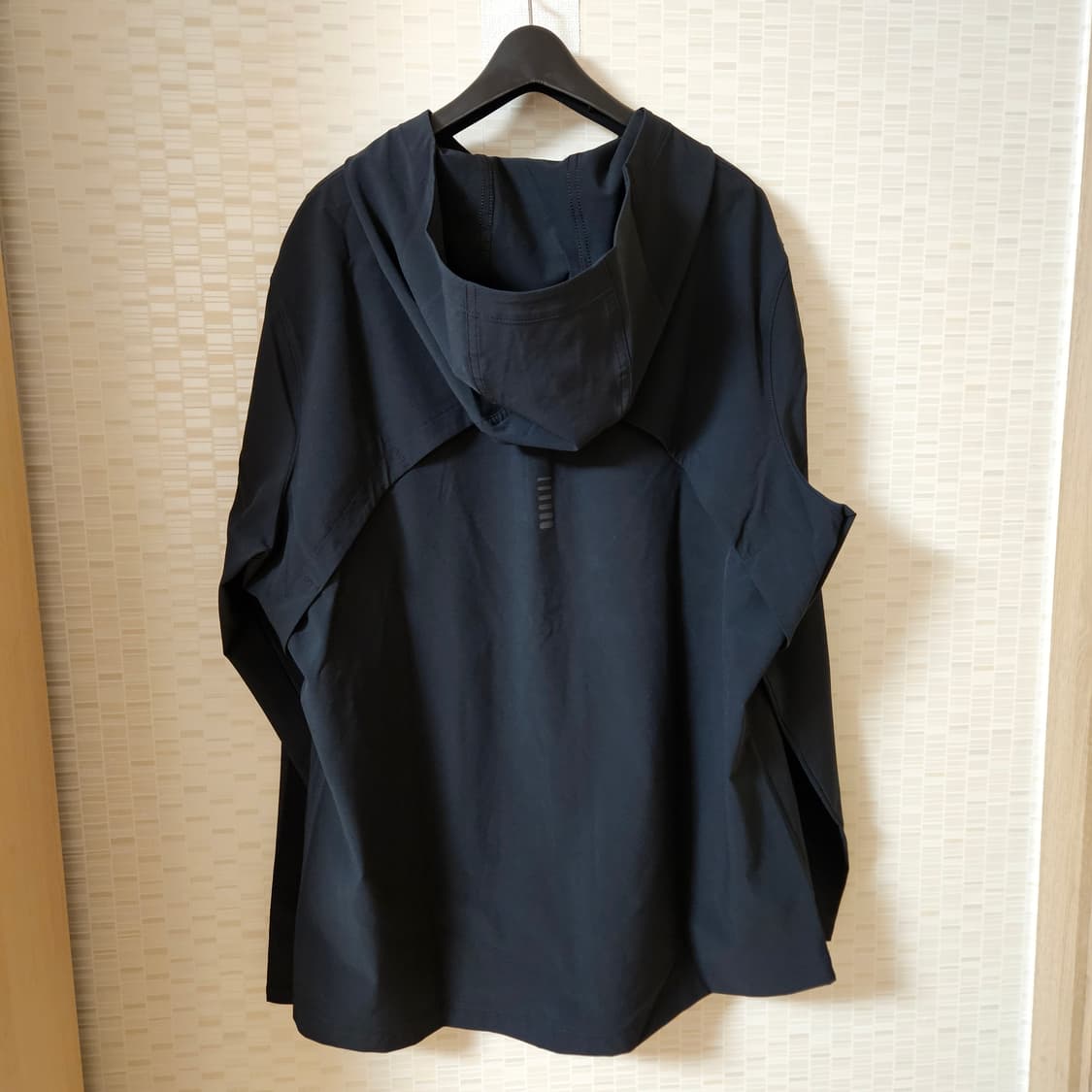 [새상품] 언더아머 아웃런 더 스톰 자켓 바람막이 2XL 상품이미지2