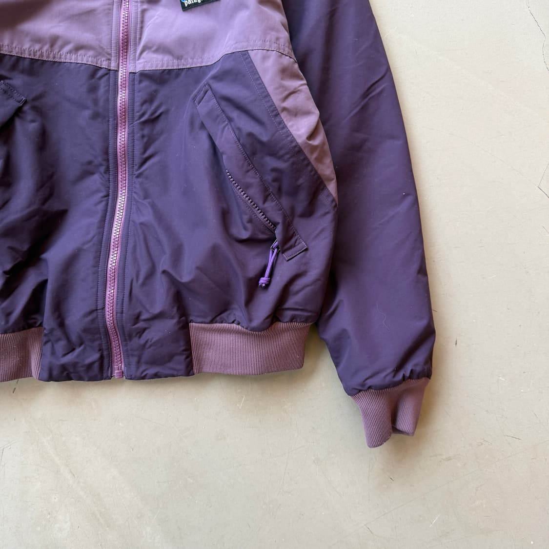 파타고니아 신칠라 쉘드 봄버 자켓 상품이미지3