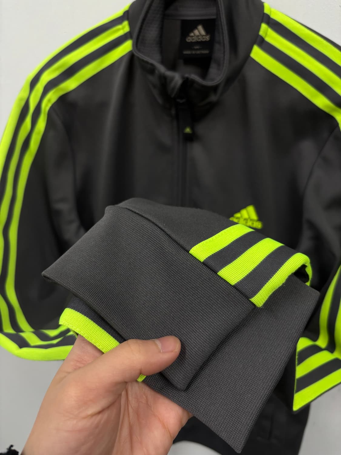 아디다스 트랙탑 상품이미지3