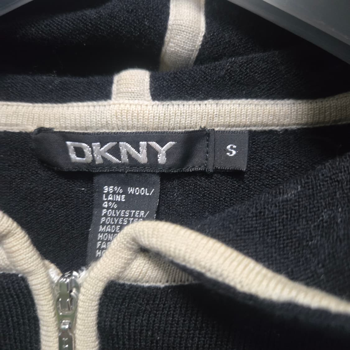 DKNY 블랙 후드 집업 니트 가디건  상품이미지3
