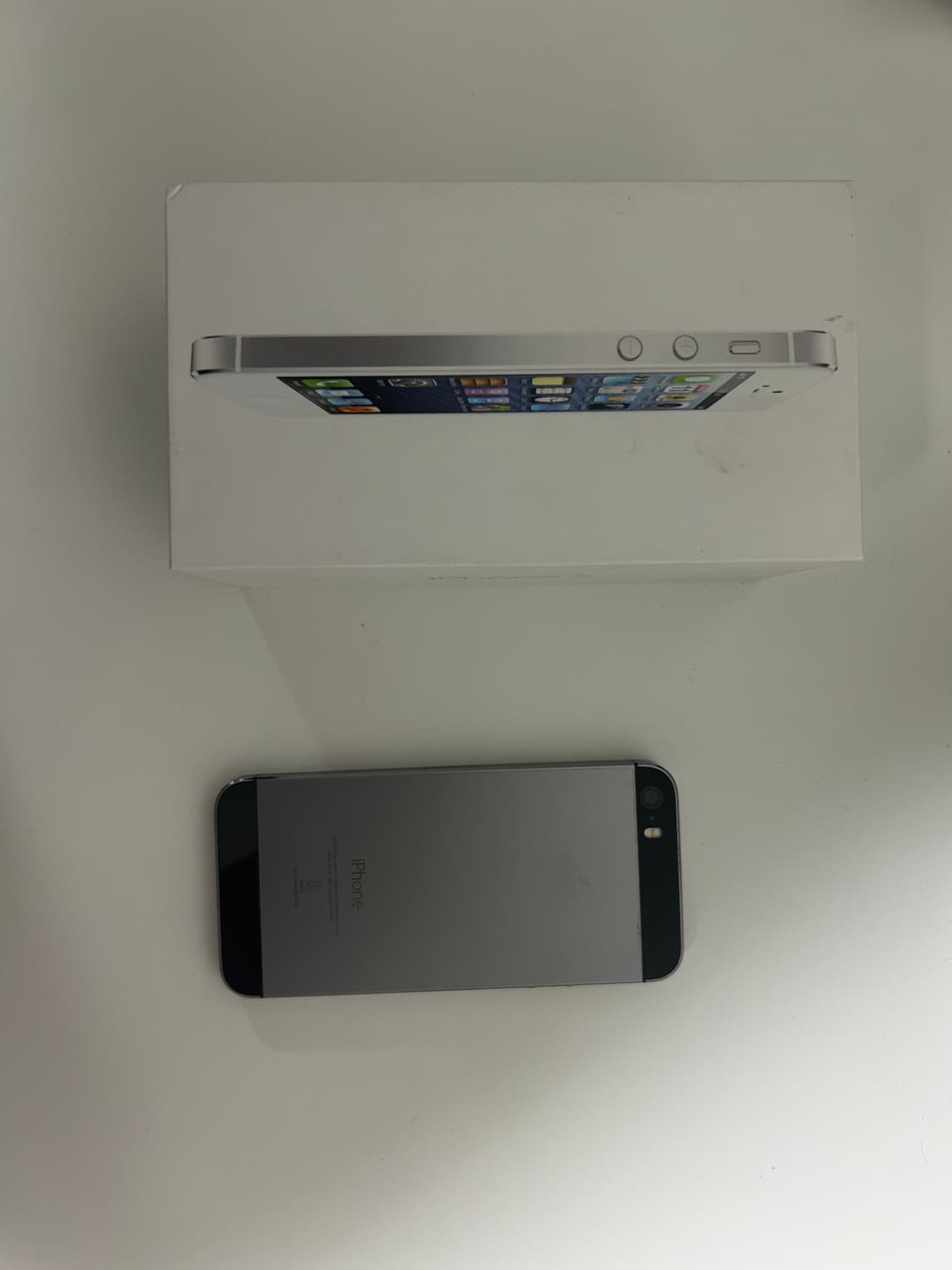 아이폰 5s 스페이스 그레이 색상 32GB 상품이미지2