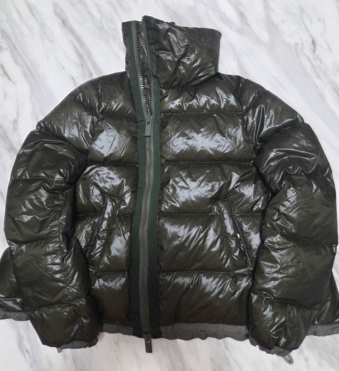 사카이 여성 사선 다운 패딩 상품이미지1