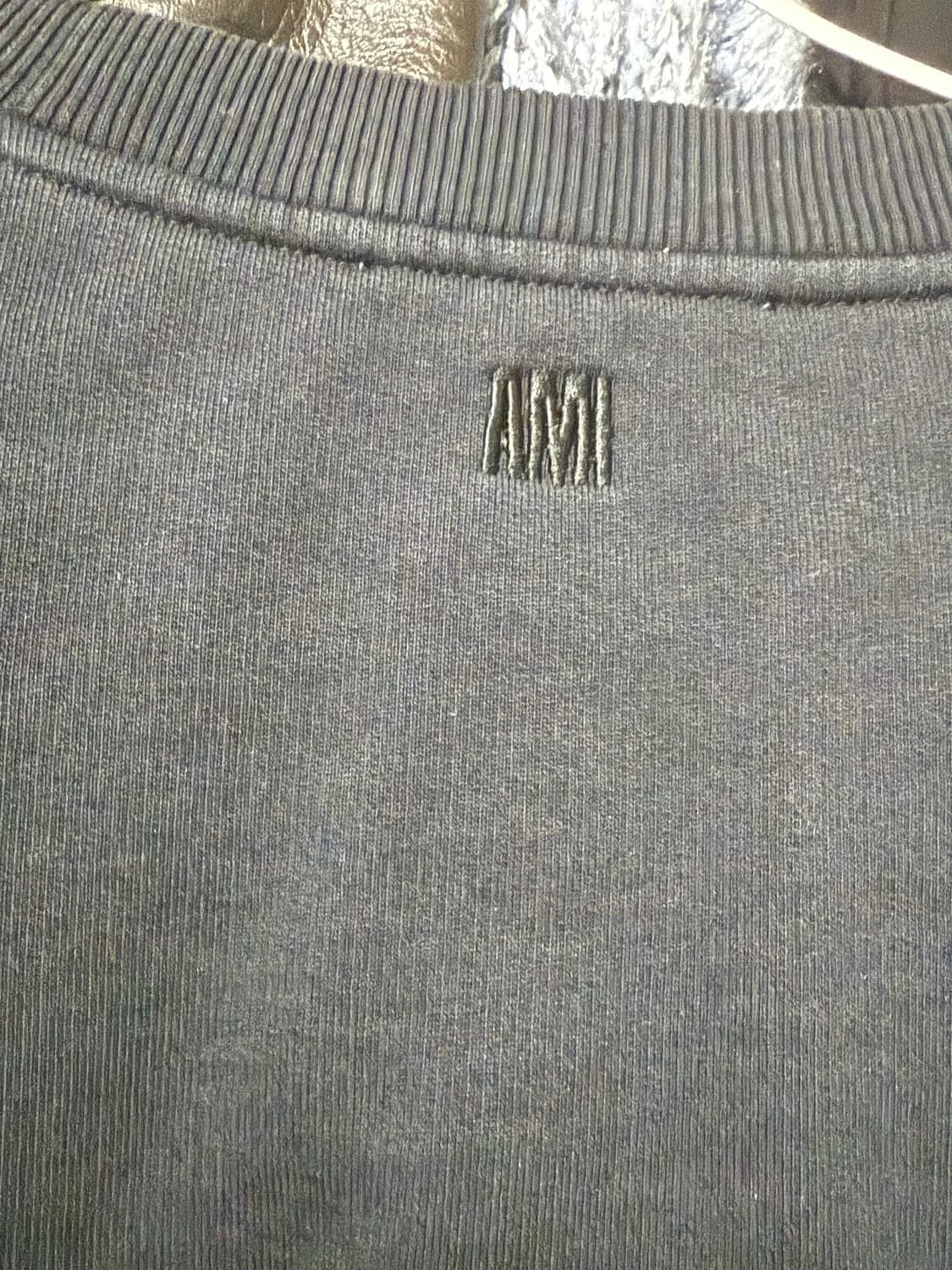 아미 스몰로고 맨투맨 상품이미지3