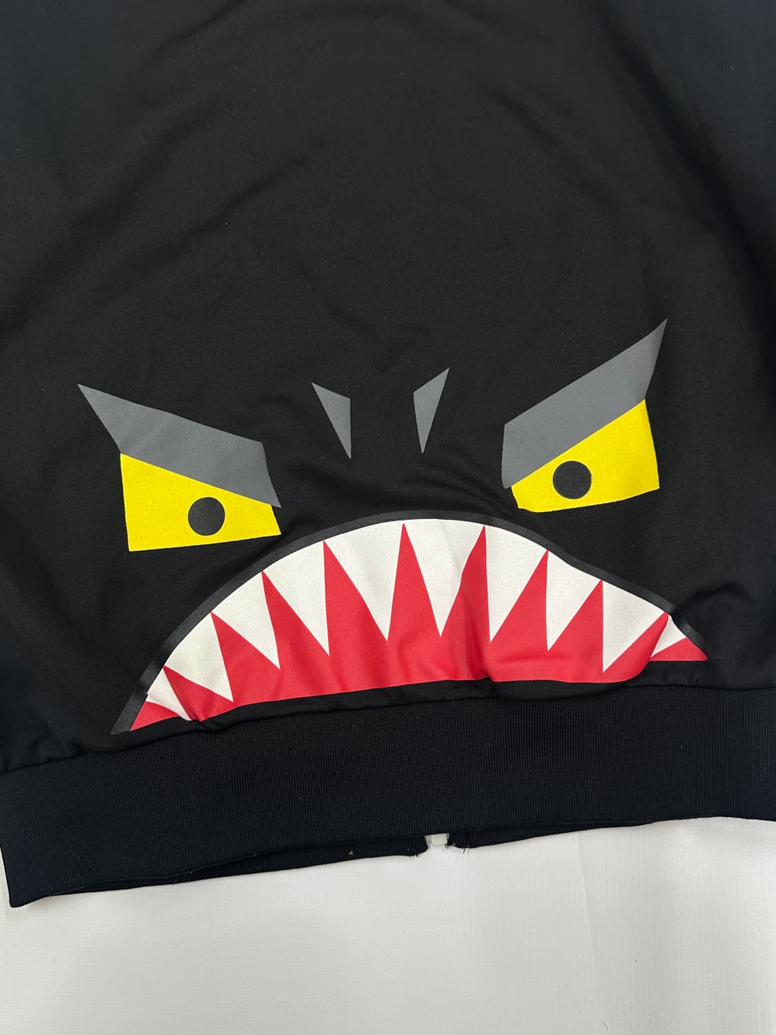 👾햇츠온 엘스팅코 프린팅 괴짜 져지 집업👾 블랙 데코라 괴짜룩 오네 상품이미지7