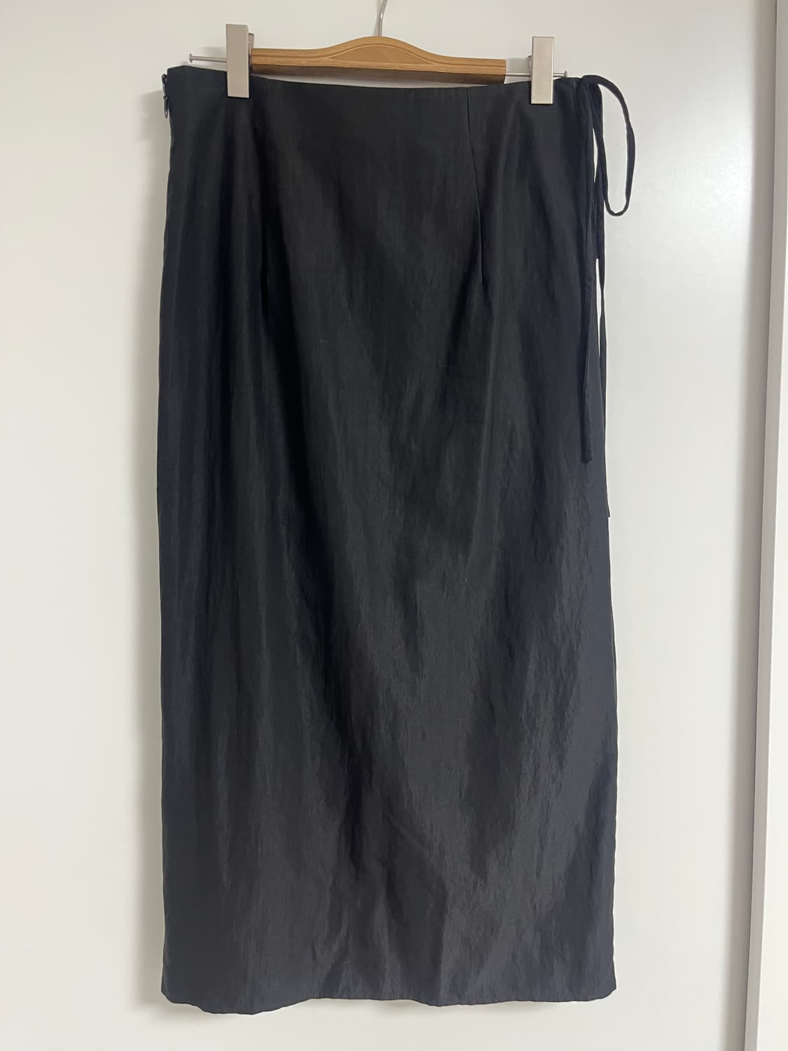 레이브 미디 스커트 블랙 상품이미지6