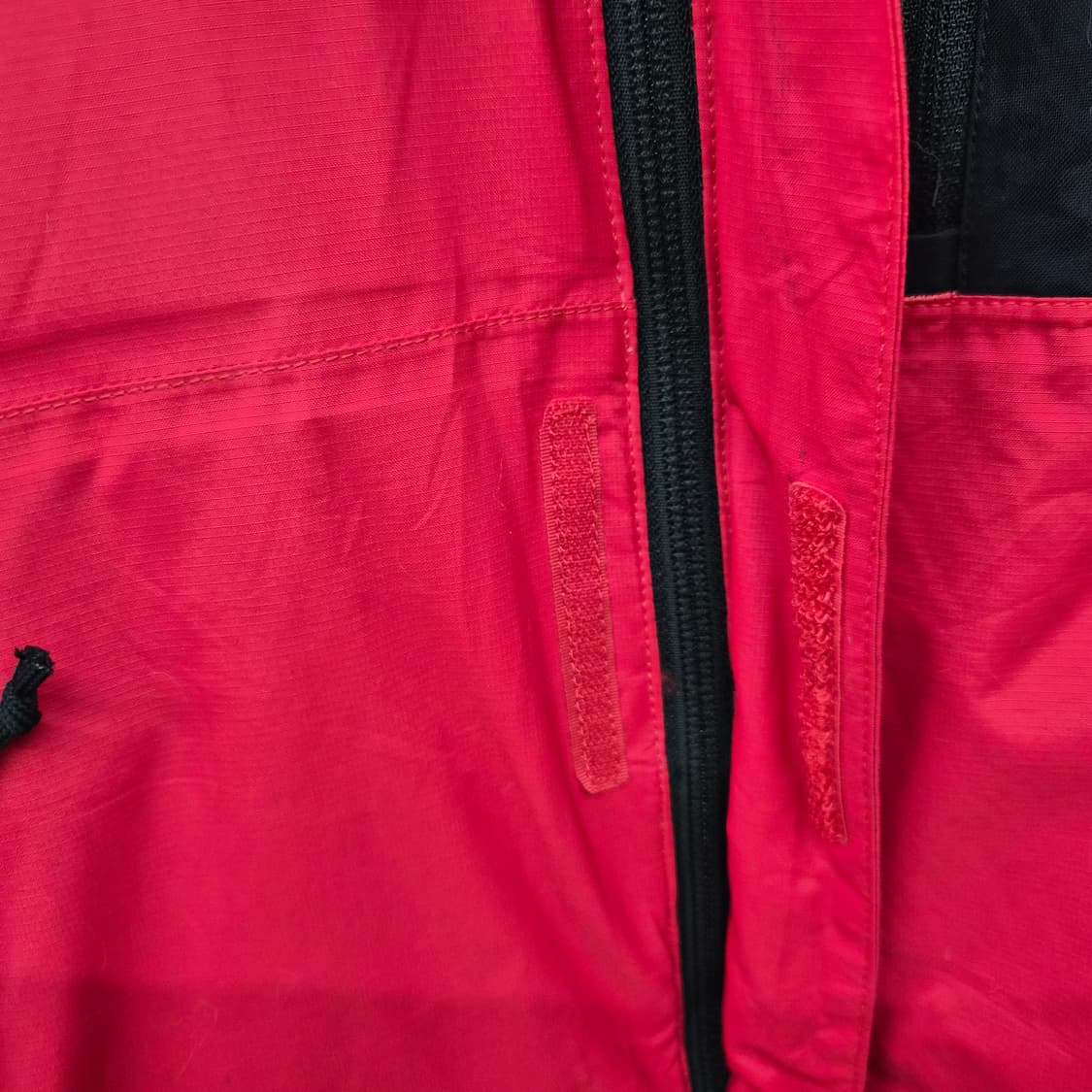 노스페이스 레드/블랙 바람막이 자켓 남성 S 상품이미지2