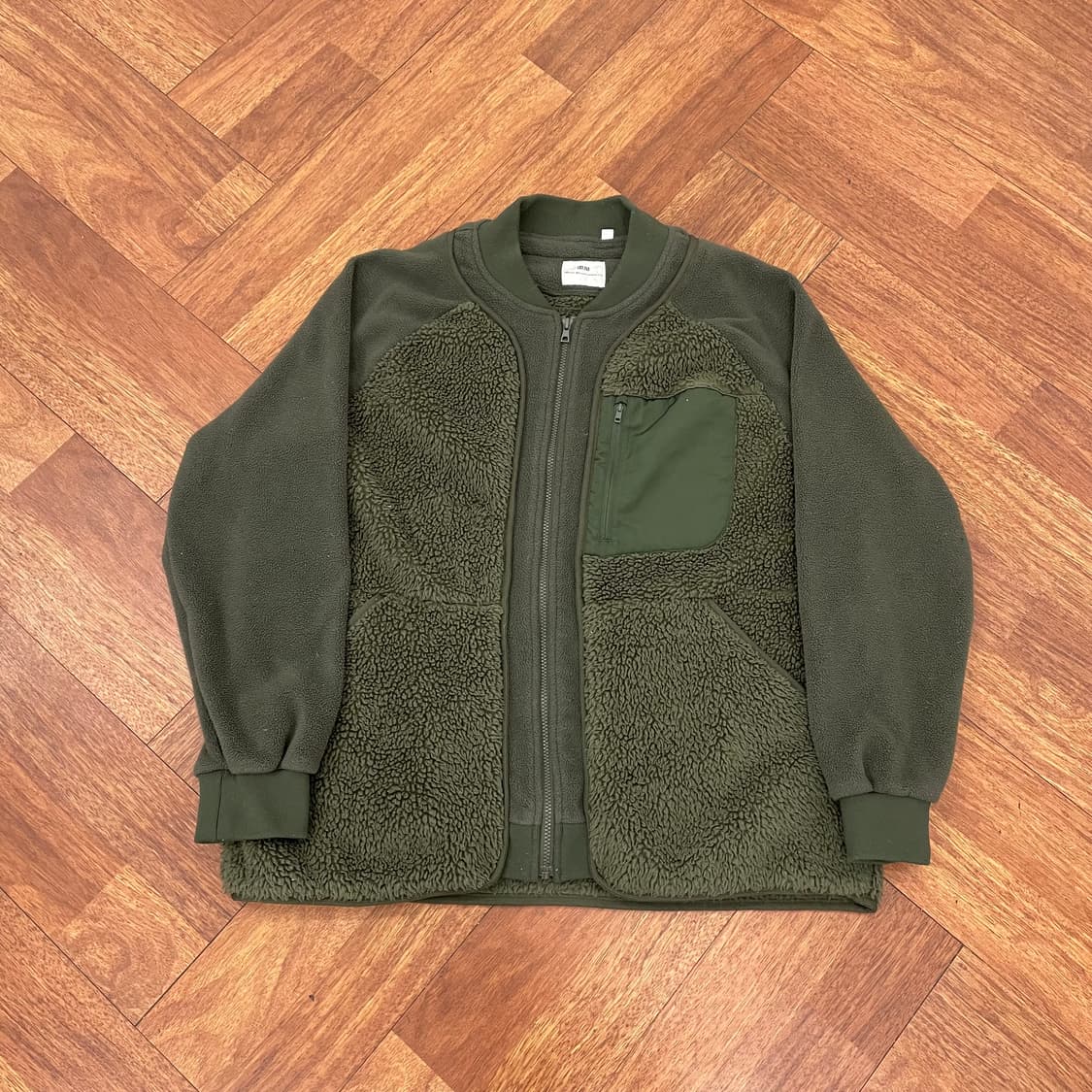 유니클로 화이트마운티니어링 후리스  상품이미지1