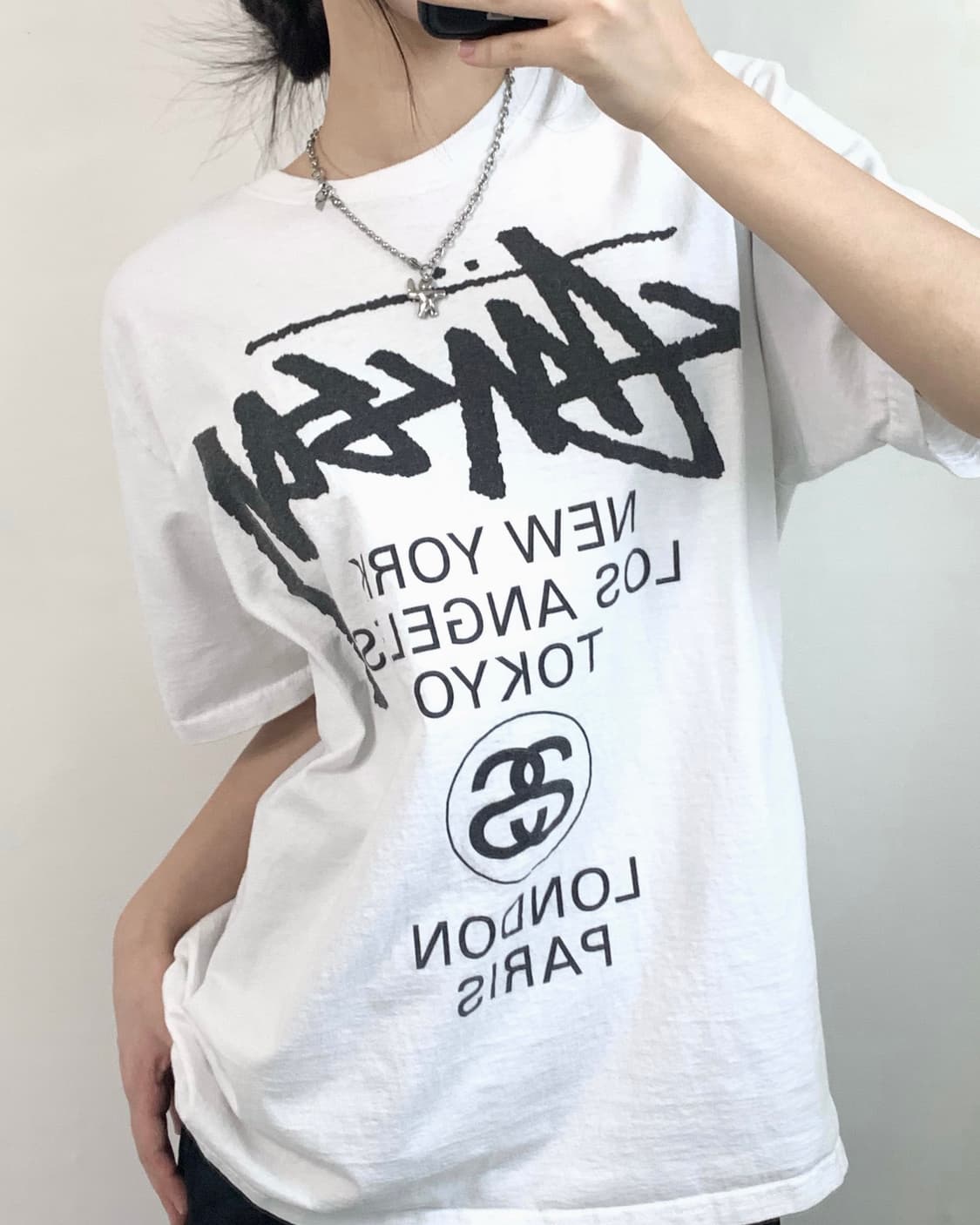 Stussy 스투시 화이트 월드투어 티셔츠 상품이미지1