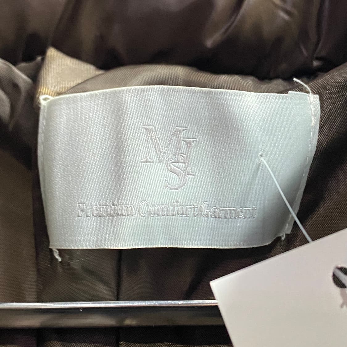 무드 인사이드 스트링 브라운 다운 숏패딩 B3825 상품이미지3