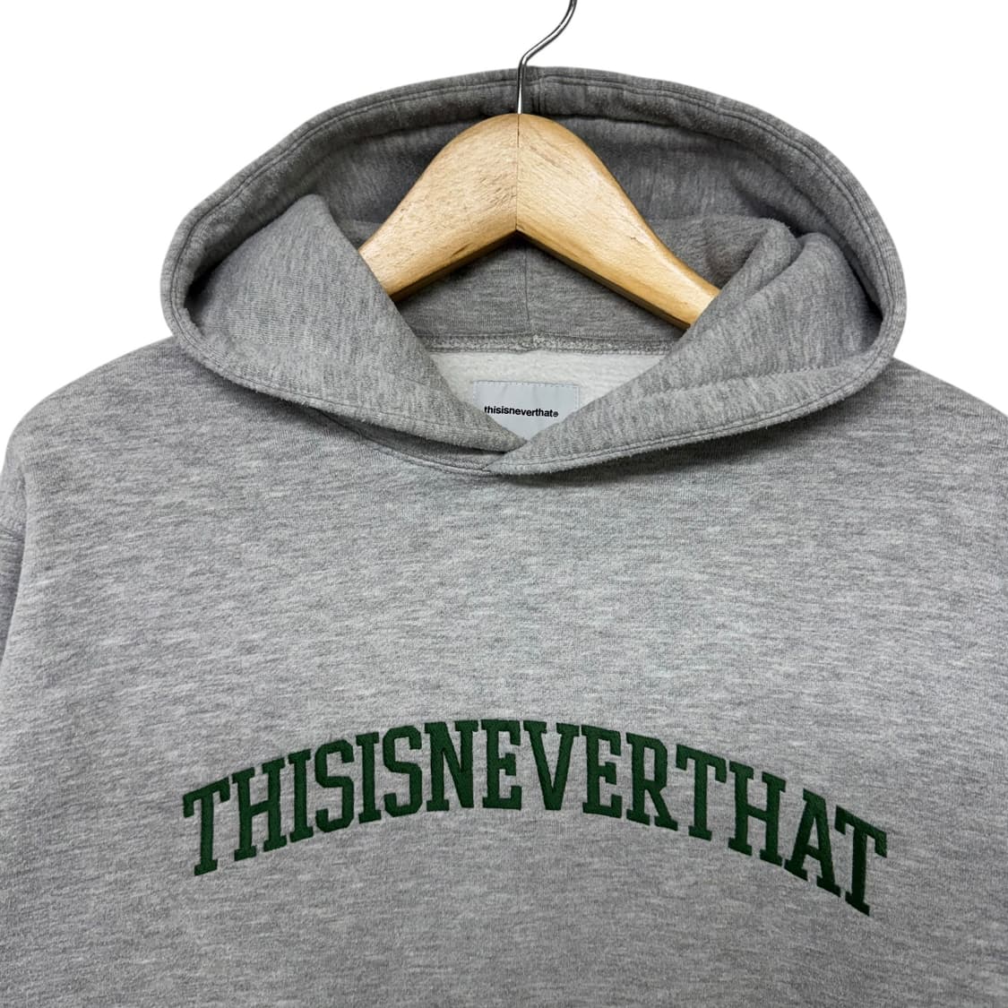 디스이즈네버댓 자수로고 후드티 상품이미지2