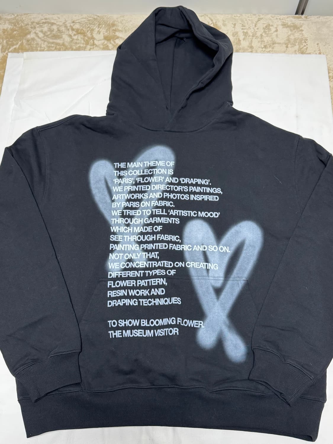 더뮤지엄비지터 / 하트 스프레이 프린티드 후드 / M 상품이미지2